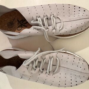 Off The Beaten Track Women’s Casual Shoes